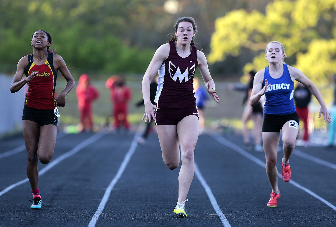 RI wins 4th straight WB6 girls track title in dominating fashion